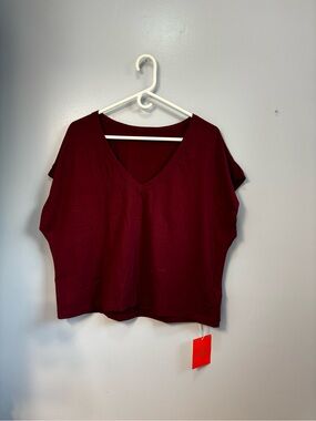 Tankaneo Burgundy V-Neck Short Sleeve Boxy Top – Sz XXL. NWT